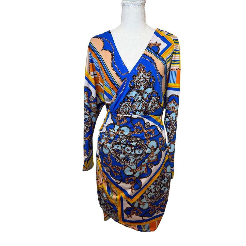 VENUS Multicolor Scarf Print Wrap Dress
Long Sleeve Tie Waist